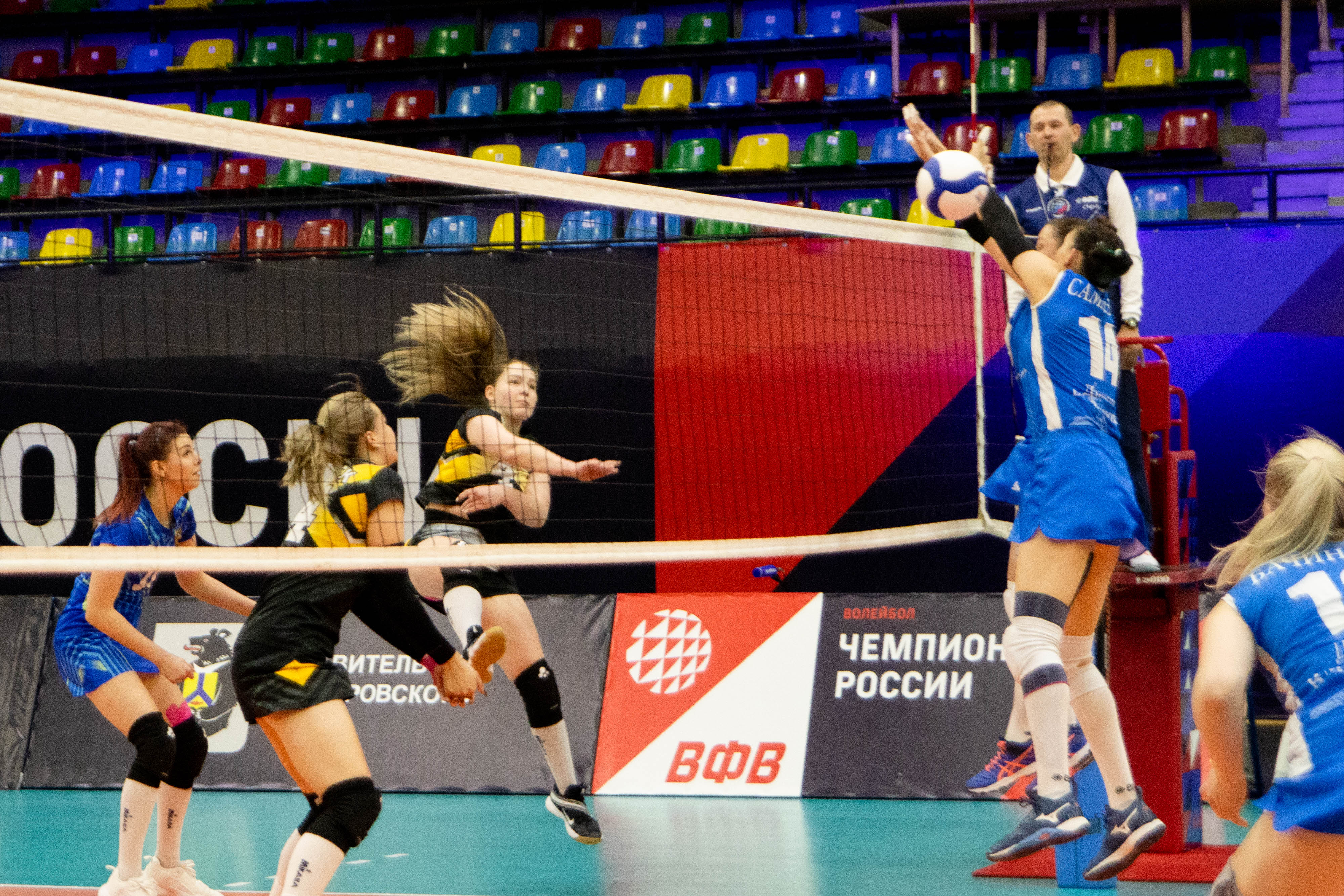 Чемпионат России по волейболу стартовал в УКСК